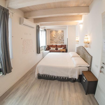 B&B Terra - Stanza Poesia Carloforte  Εξωτερικό φωτογραφία
